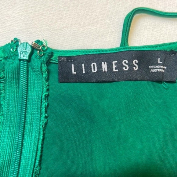 Walk the Line Emerald Green Slip Dress- LIONESS- Size  L NWOT - Picture 7 of 15
